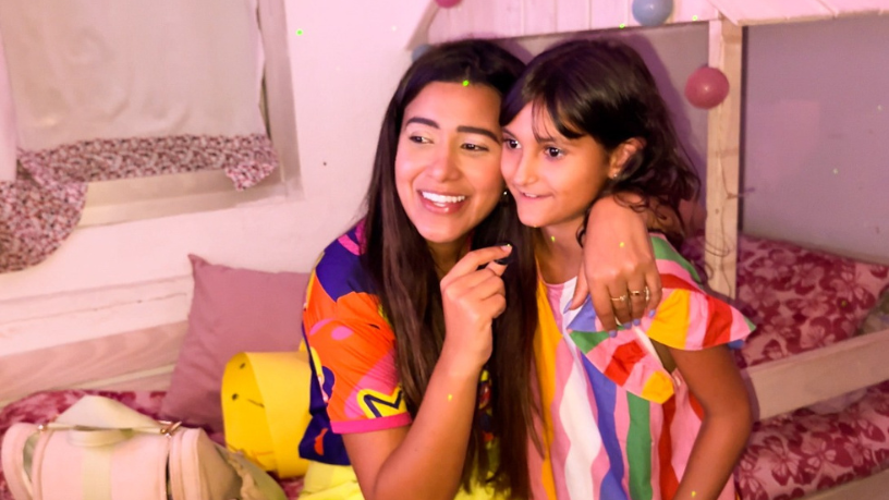 Non Stop reforça sua proximidade com o público ao registrar Jaque Sobrinho surpreendendo uma fã em seu lar.