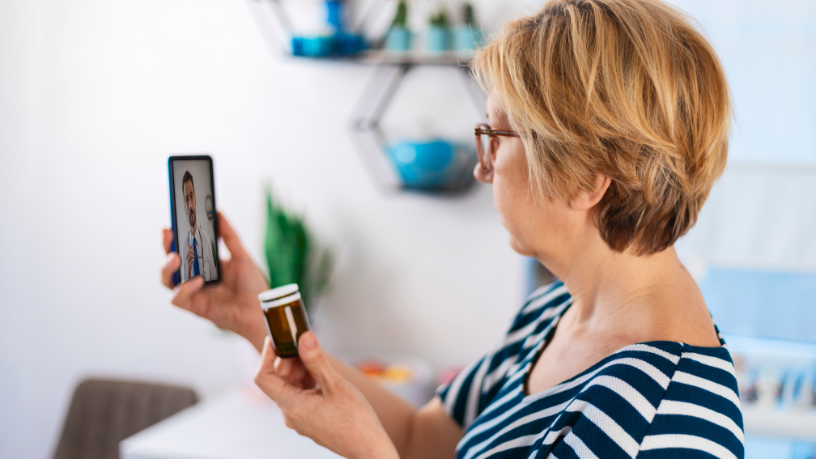 A telemedicina e a telepsicologia emergencial ampliam o acesso ao cuidado, mas exigem atenção aos direitos e limites legais, orienta o Sindnapi - Sindicato Nacional dos Aposentados.