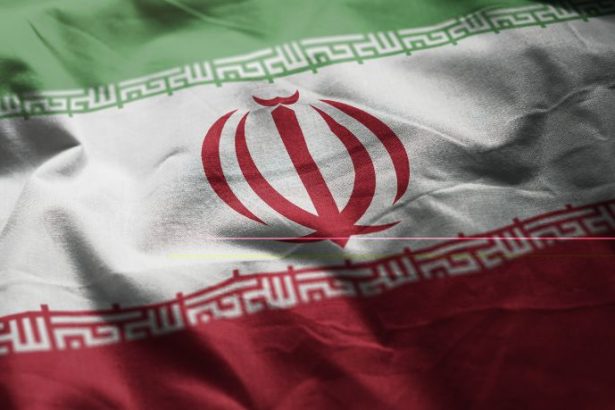 Irã realiza detenções e alerta sobre risco de “inimigo” durante festival