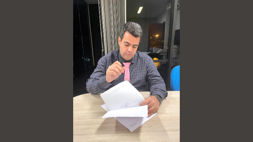 Entenda como o passar dos anos influencia a saúde das mamas com a análise de Vinicius Tadeu Sattin Rodrigues sobre cada fase da vida.