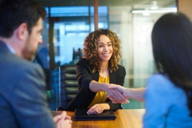Emprego nos bairros: como iniciativas locais estão transformando o acesso ao trabalho em Jundiaí