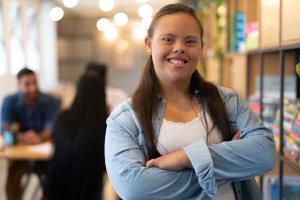 Inclusão Eleitoral e Síndrome de Down: Avanços, Desafios e o Papel da Justiça Eleitoral no Brasil