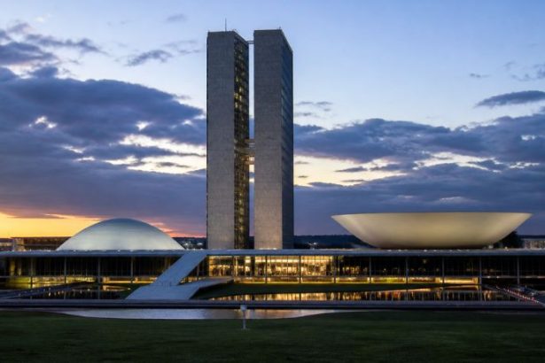 Política de minerais críticos ganha força no Brasil e amplia debate sobre o papel do Estado